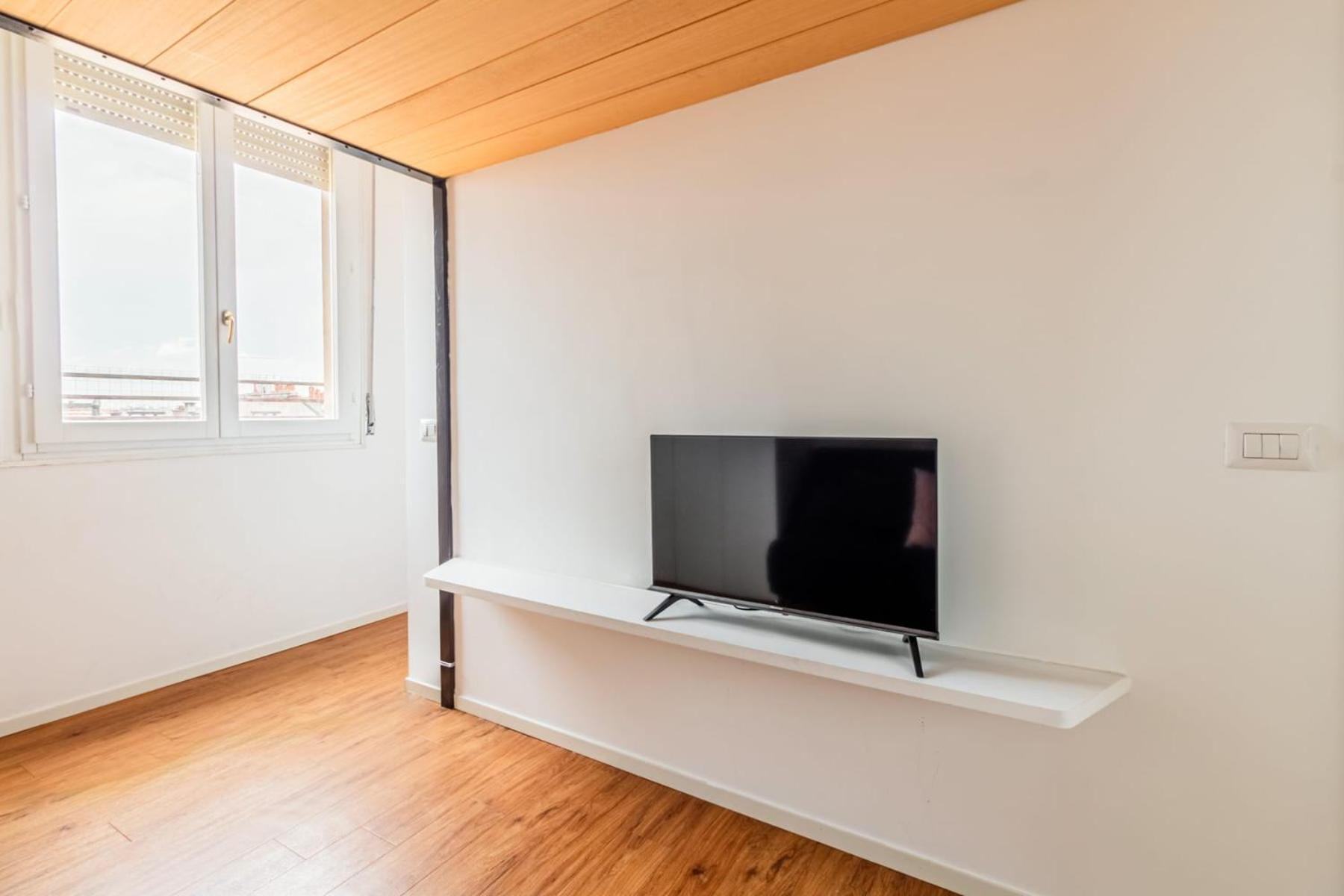 Homeby, Cozy Penthouse Apartment Mailand Exterior foto